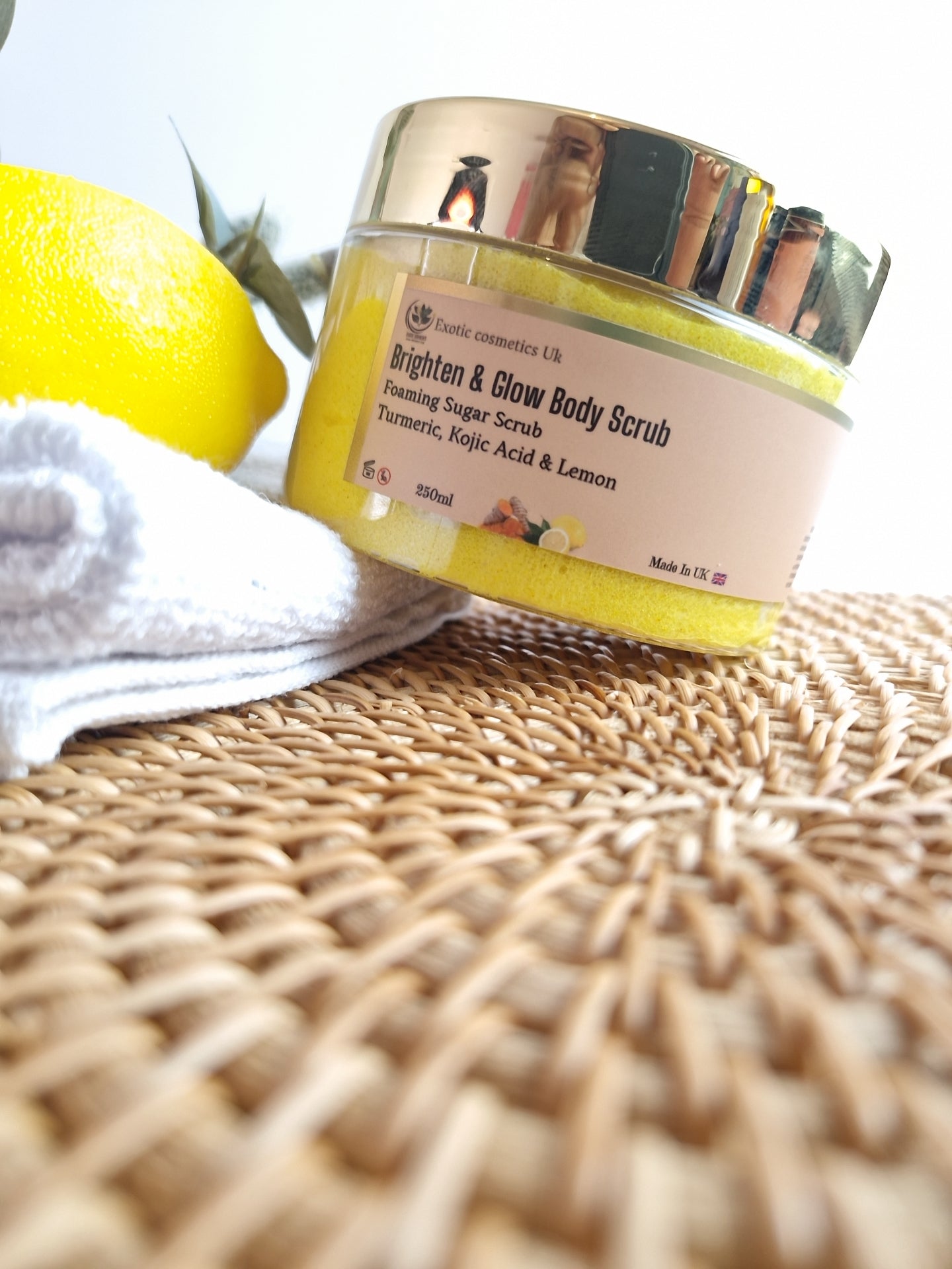 Turmeric Kojic Acid Lemon foaming Sugar Scrub For Hyperpigmentation