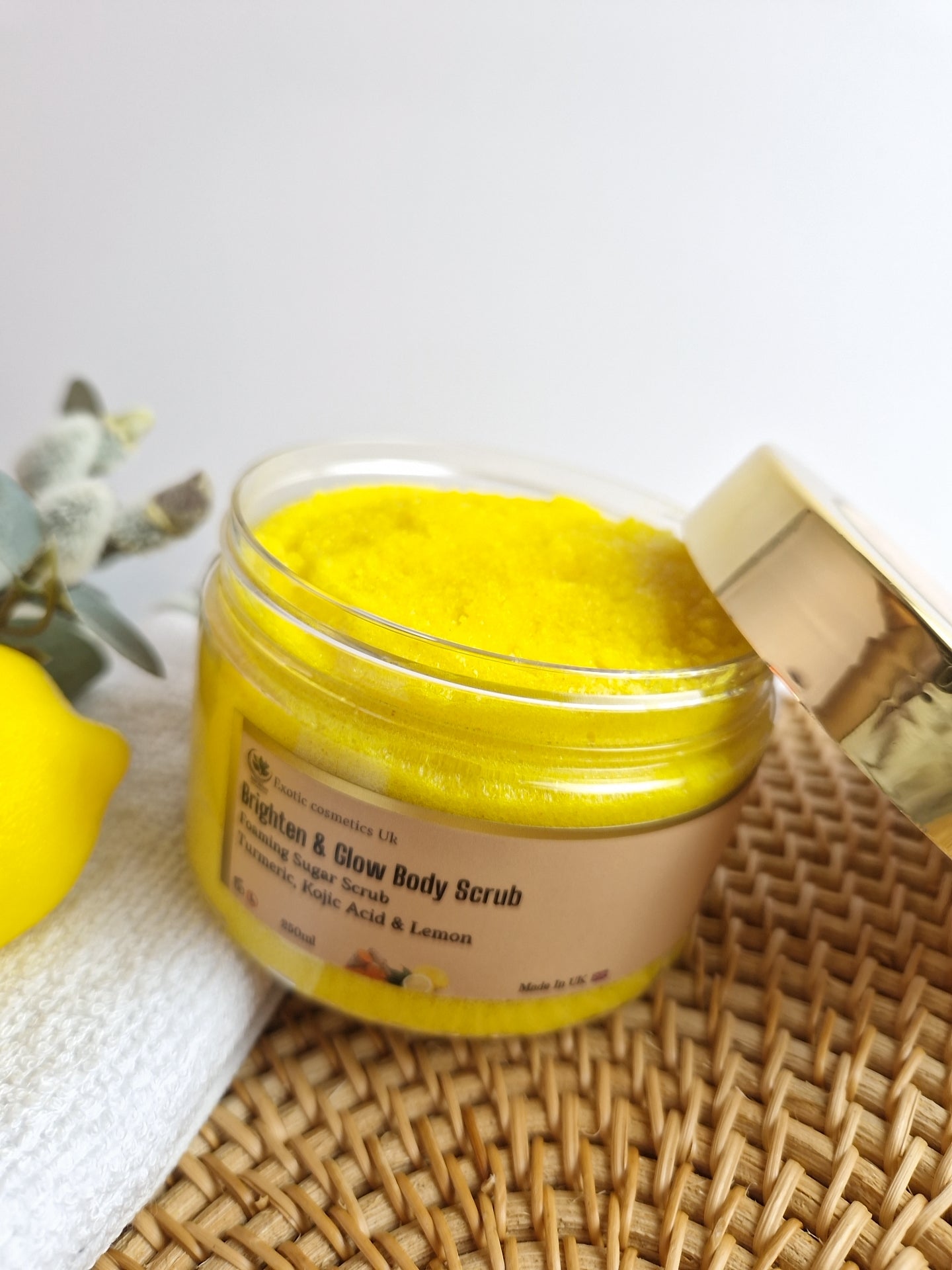 Turmeric Kojic Acid Lemon foaming Sugar Scrub For Hyperpigmentation