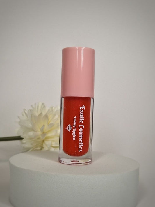 Red Cherry Dust lipgloss for glossy red lips moisturised lips