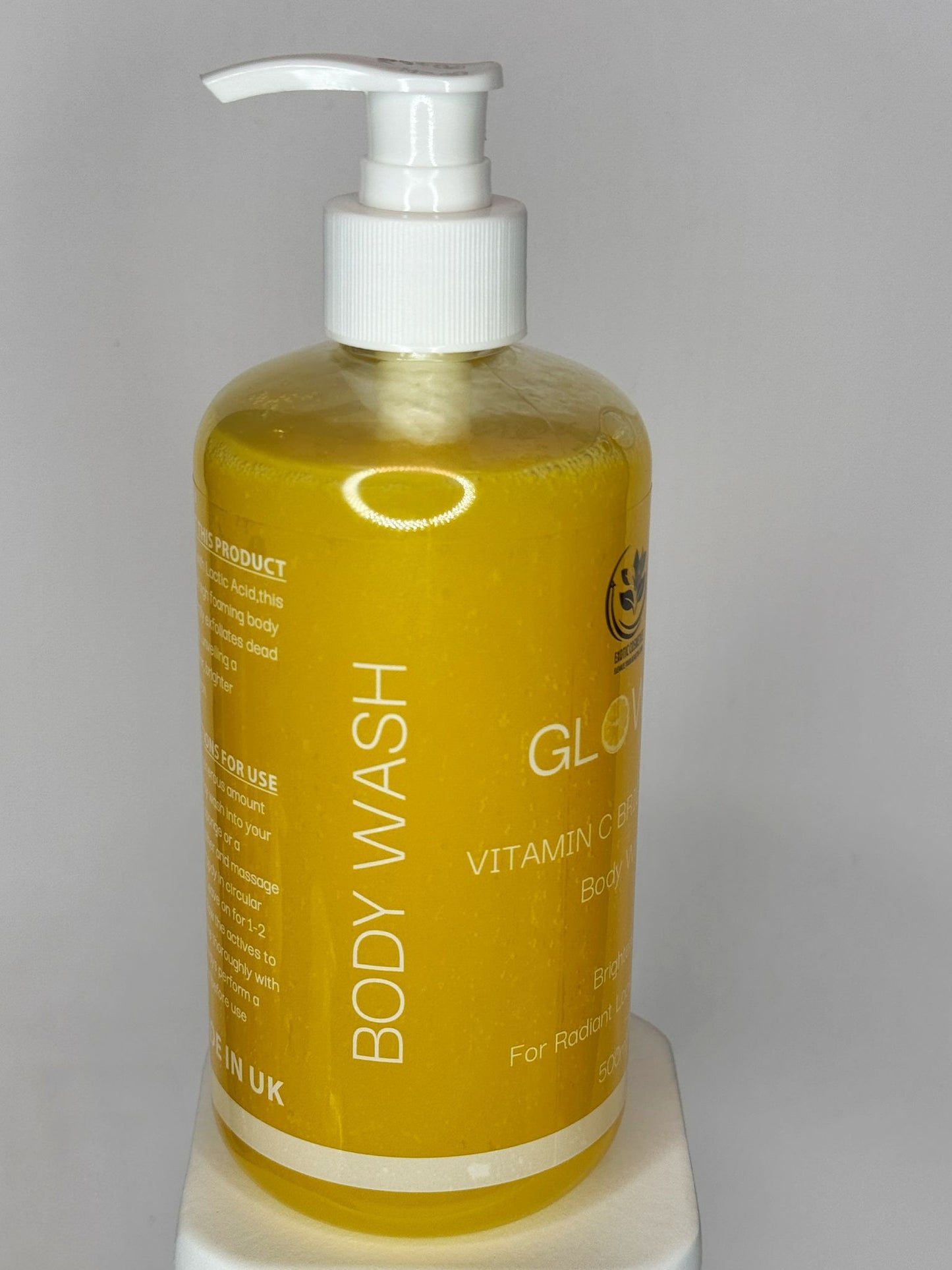 Vitamin C Body Wash:
Vitamin C Brightening Body Wash – Hydrate, Refresh & Glow Naturally-Sulfate Free