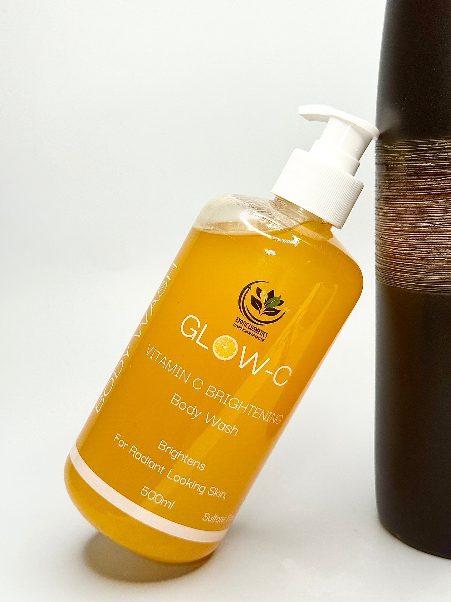 Vitamin C Body Wash:
Vitamin C Brightening Body Wash – Hydrate, Refresh & Glow Naturally-Sulfate Free